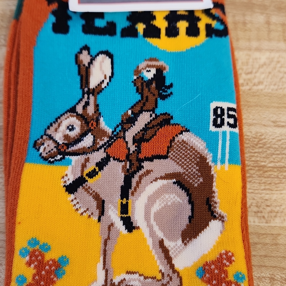 SOCKSMITH Texas Themed Novelty Crew Socks - Picture 2 of 5